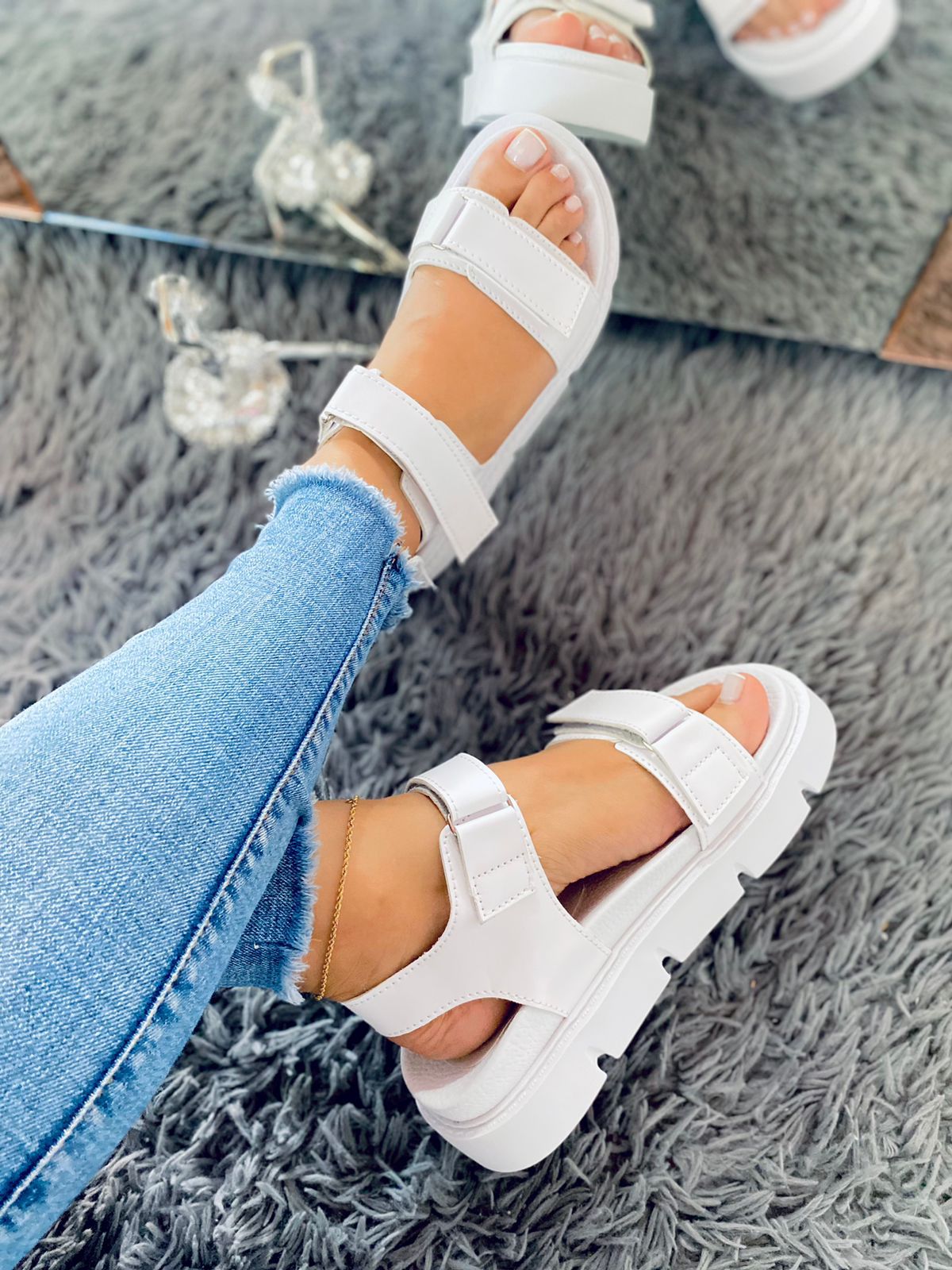 NUEVA SANDALIA MARTINA