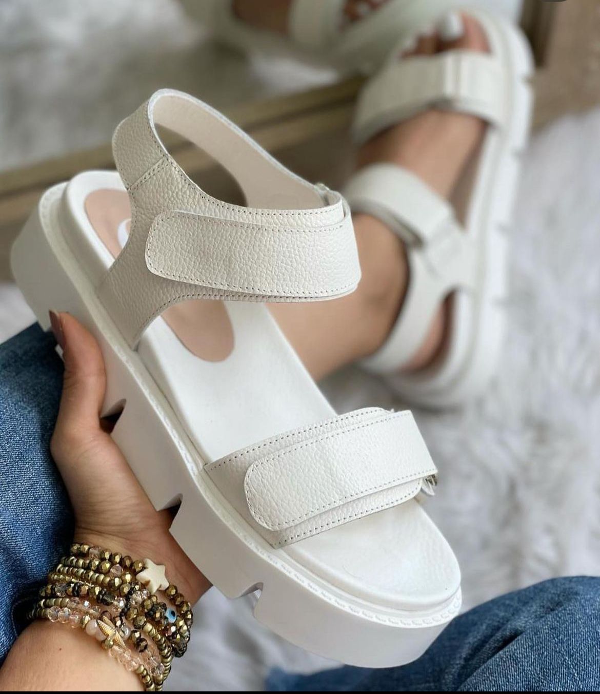 NUEVA SANDALIA MARTINA